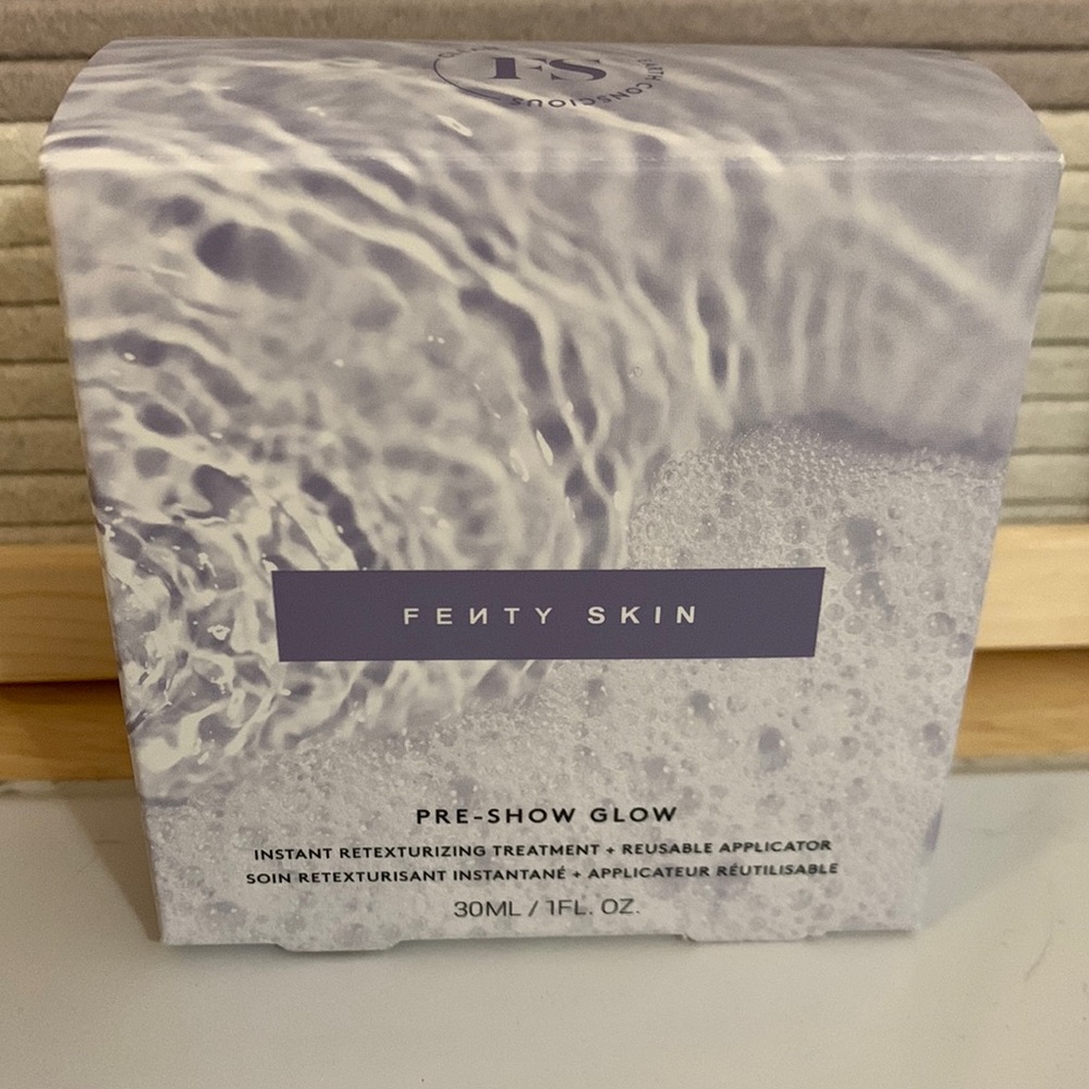 Fenty Skin Pre-Show Glow Instant Retexturizing Treatment + Reusable Applicator